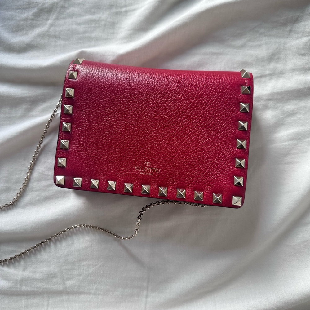 Valentino red Studded wallet on chain